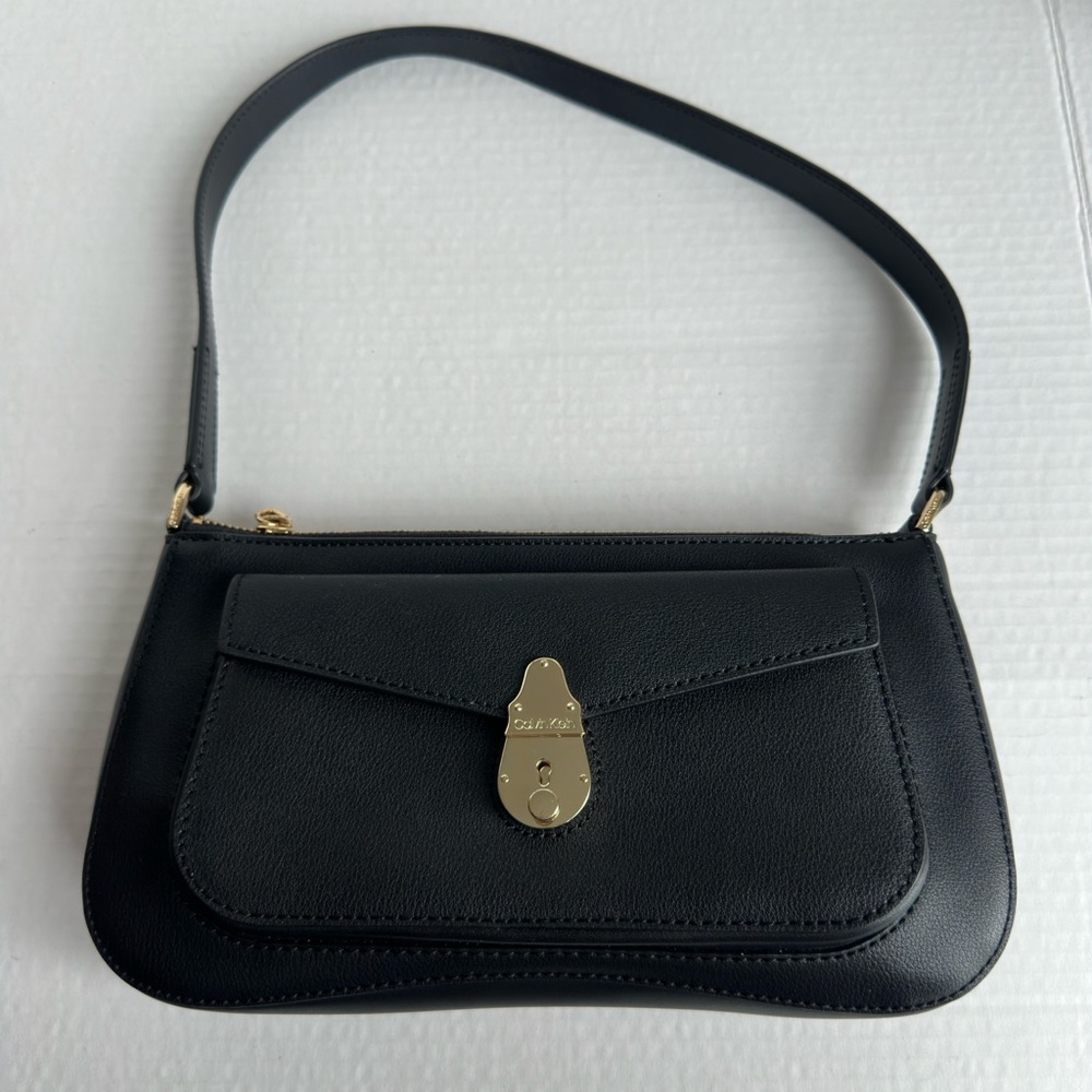 Calvin klein || Woman’s hobo purse black leather bag - Picture 4 of 16